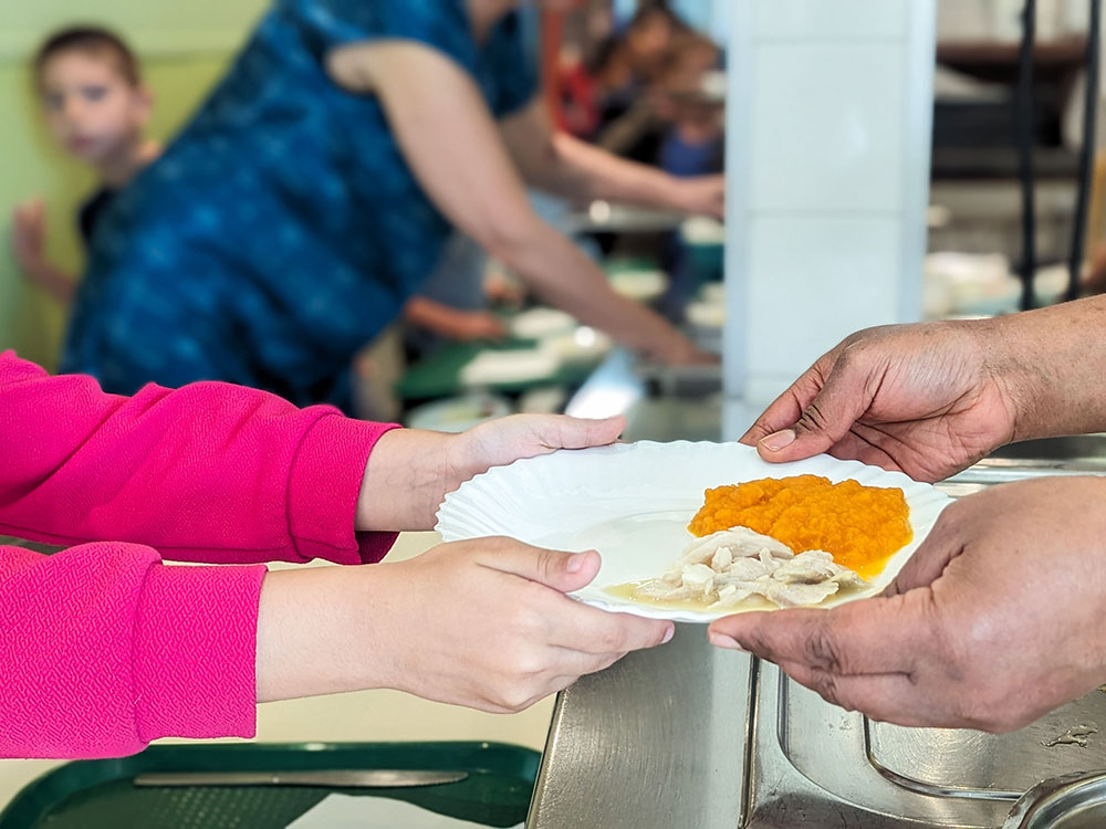 Le thon banni des cantines scolaires pour protéger la santé des enfants